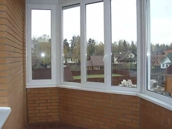 Остекления балкона в частном доме, коттедже и даче Ликино-Дулёво