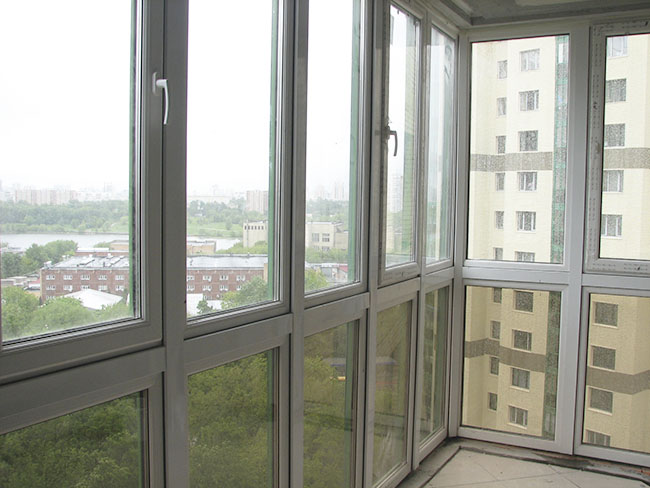 Остекление балкона в пол Ликино-Дулёво